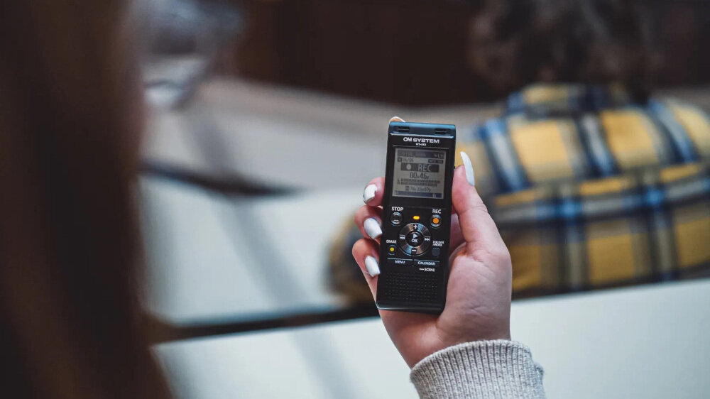 Dyktafon OLYMPUS WS-883 - usuwanie szumów