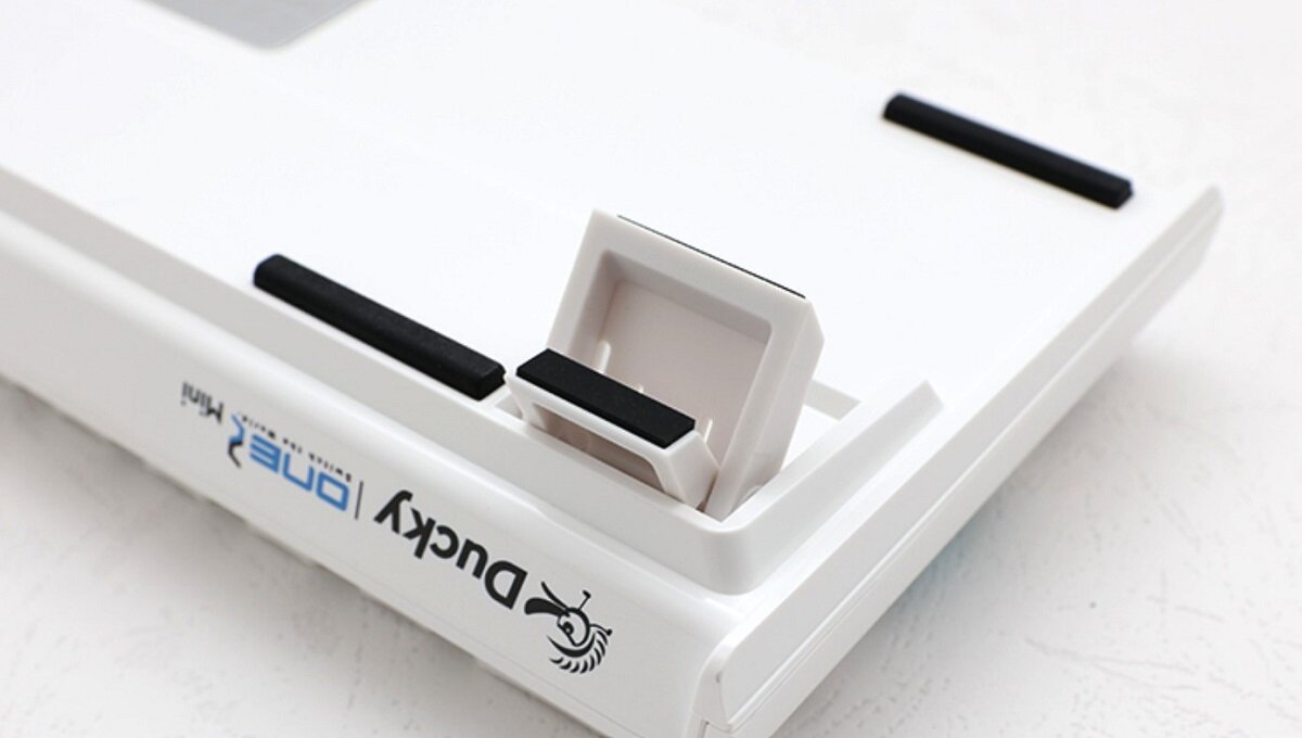 Klawiatura DUCKY One 2 Pro Mini dla pasjonatów Precyzyjna Minimalistyczny design Oświetlenie RGB wydajność