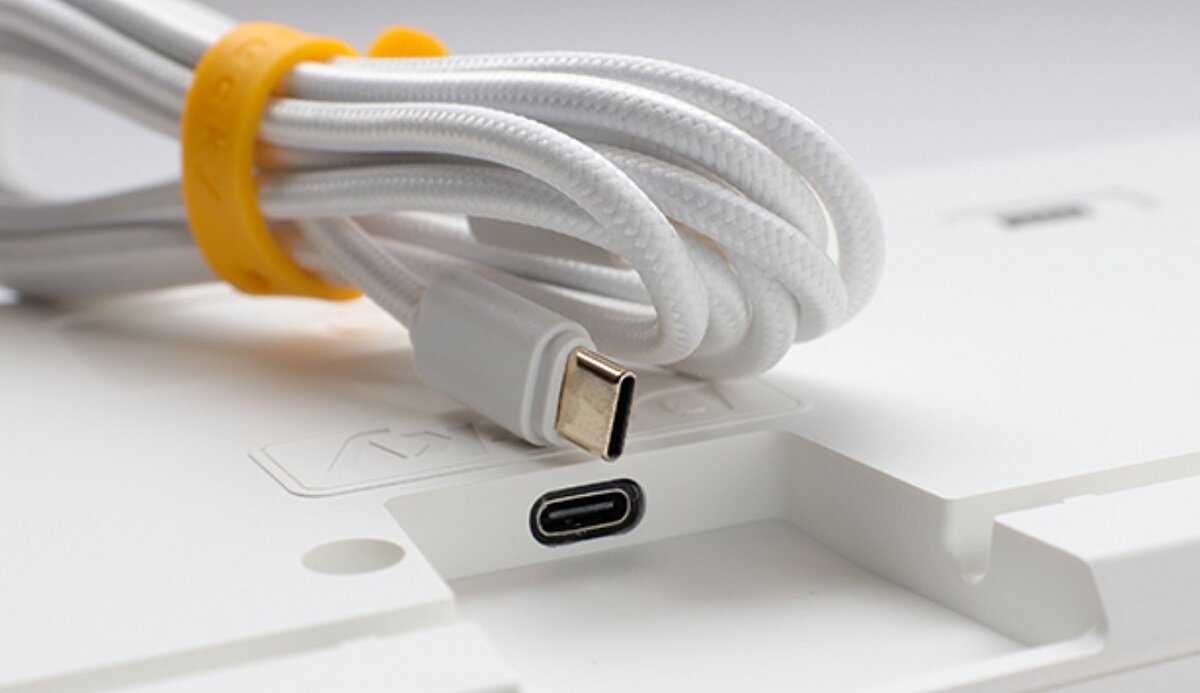 Klawiatura DUCKY One 2 Pro Mini dla pasjonatów Precyzyjna Minimalistyczny design Oświetlenie RGB wydajność