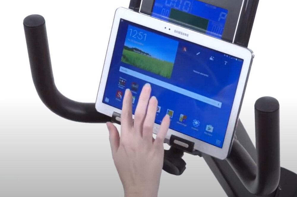 Rower magnetyczny TOORX BRX-R300 HRC modul Bluetooth aplikacja iConsole+ Kinomap na system Android i iOS monitorowanie postepow w treningu