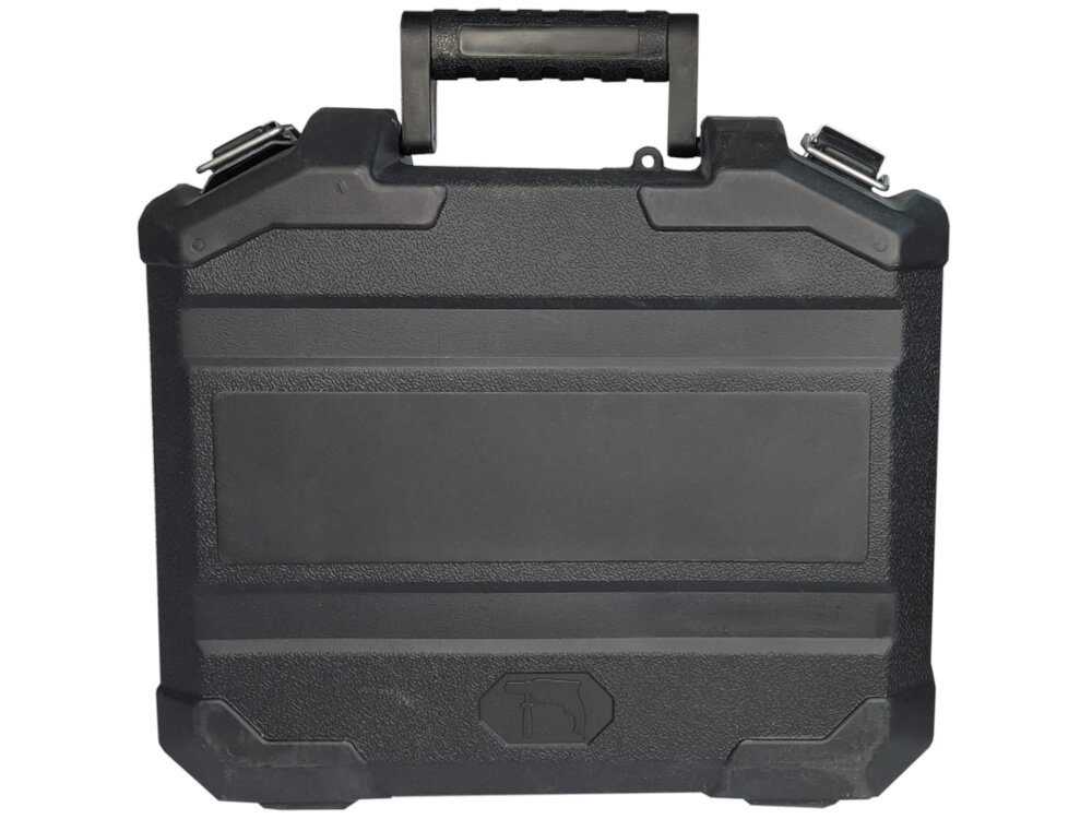 Wiertarka udarowa BLAUPUNKT ID8010 walizka na białym tle solidna walizka transportowa z wysokiej jakości tworzywa sztucznego ochrona przed uszkodzeniami mechanicznymi, kurzem i wilgocią sprzęt pozostaje bezpieczny organizacja miejsca pracy