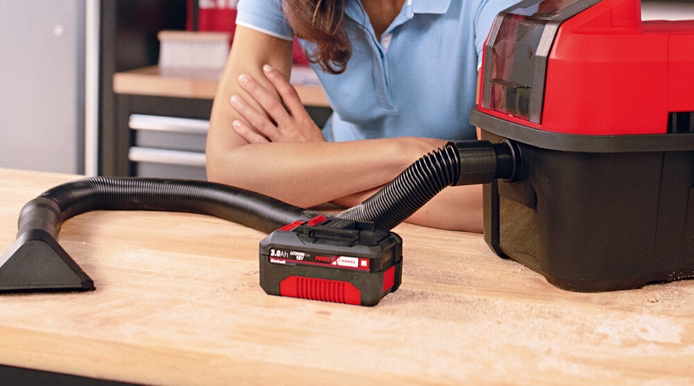 Zestaw akumulatorów Power X-Change Einhell 2x4,0Ah zglebione uchwyty wygodna obsluga