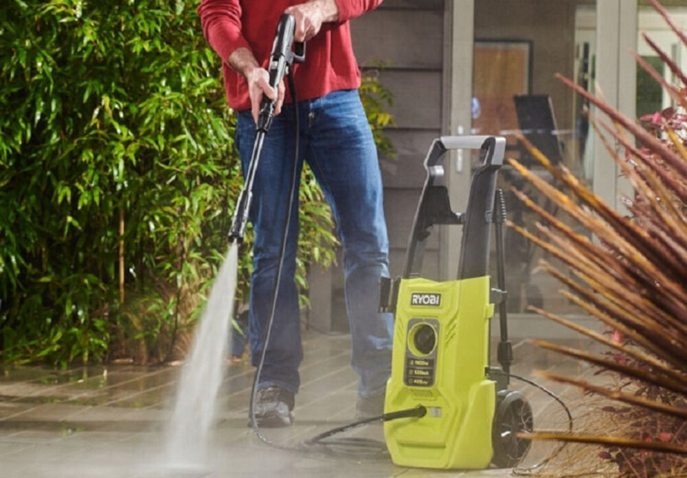 Myjka ciśnieniowa RYOBI RY120PWA silnik elektryczny moc 1600 W maksymalne cisnienie do 120 barow maksymalne cisnienie robocze do 90 barow maksymalny przeplyw wody do 420 l/h czyszczenie wysokocisnieniowe moc przylaczeniowa 1,6 kW