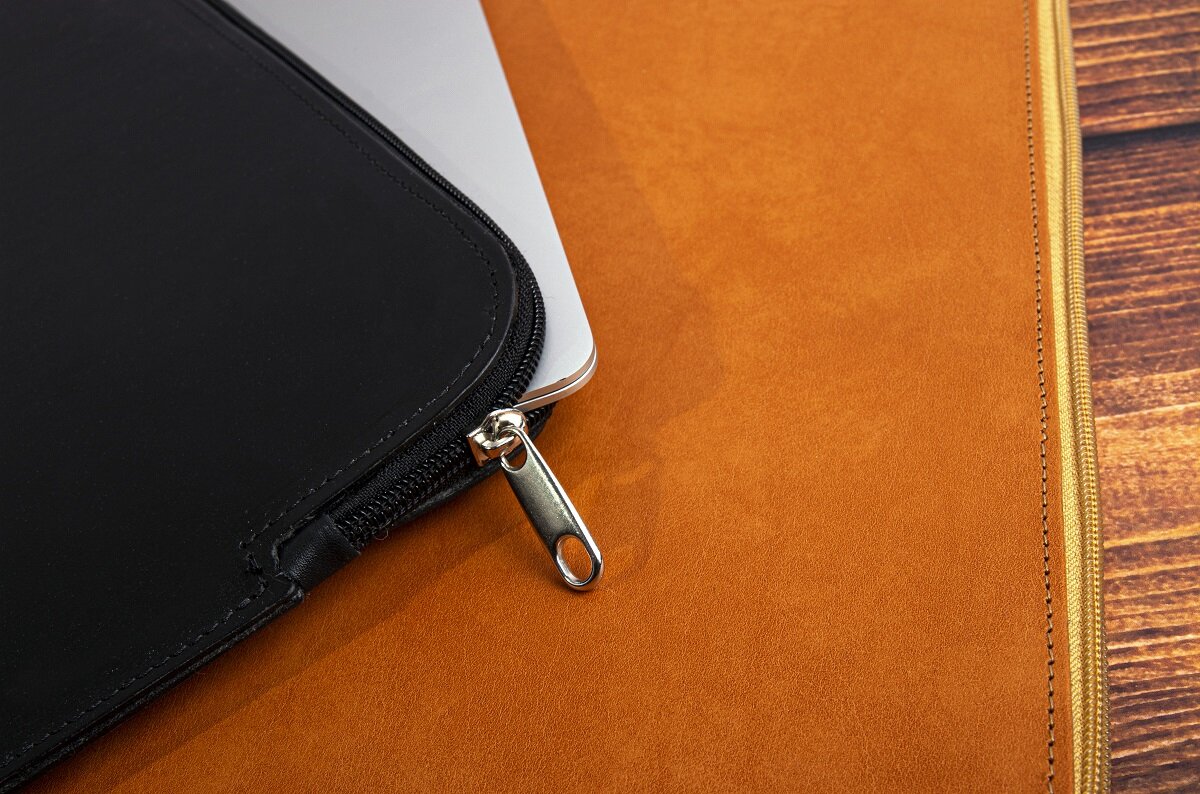 Etui na laptopa BALTAN Sleeve Uniwersalne etui wysoka jakość Design łatwe czyszczenie