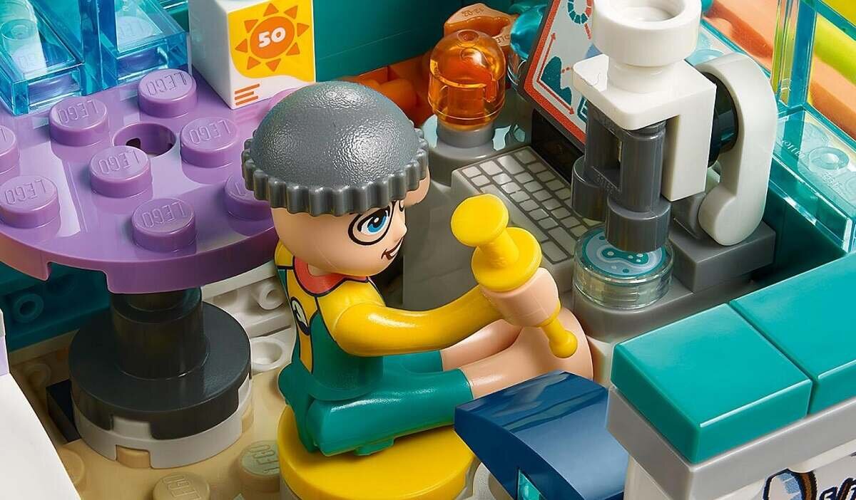 LEGO Friends Morska łódź ratunkowa 41734 dziecko kreatywność zabawa nauka rozwój klocki figurki minifigurki jakość tradycja konstrukcja nauka wyobraźnia role jakość bezpieczeństwo wyobraźnia budowanie pasja hobby funkcje instrukcja aplikacja LEGO Builder