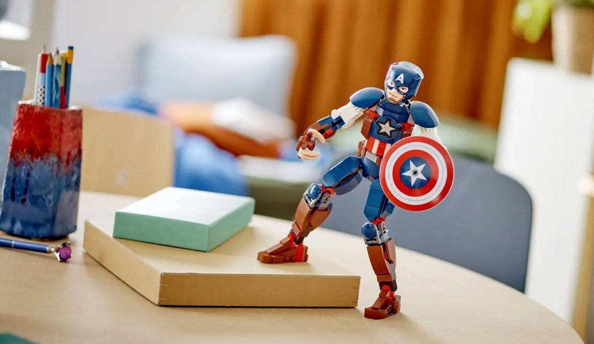 LEGO Marvel Figurka Kapitana Ameryki do zbudowania 76258 dziecko kreatywność zabawa nauka rozwój klocki figurki minifigurki jakość tradycja konstrukcja nauka wyobraźnia role jakość bezpieczeństwo wyobraźnia budowanie pasja hobby funkcje instrukcja aplikacja LEGO Builder