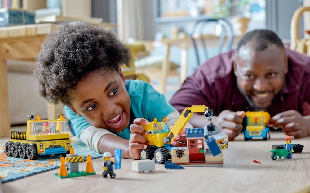 LEGO City Ciężarówki i dźwig z kulą wyburzeniową 60391 klocki elementy zabawa łączenie figurki akcesoria figurka zestaw
