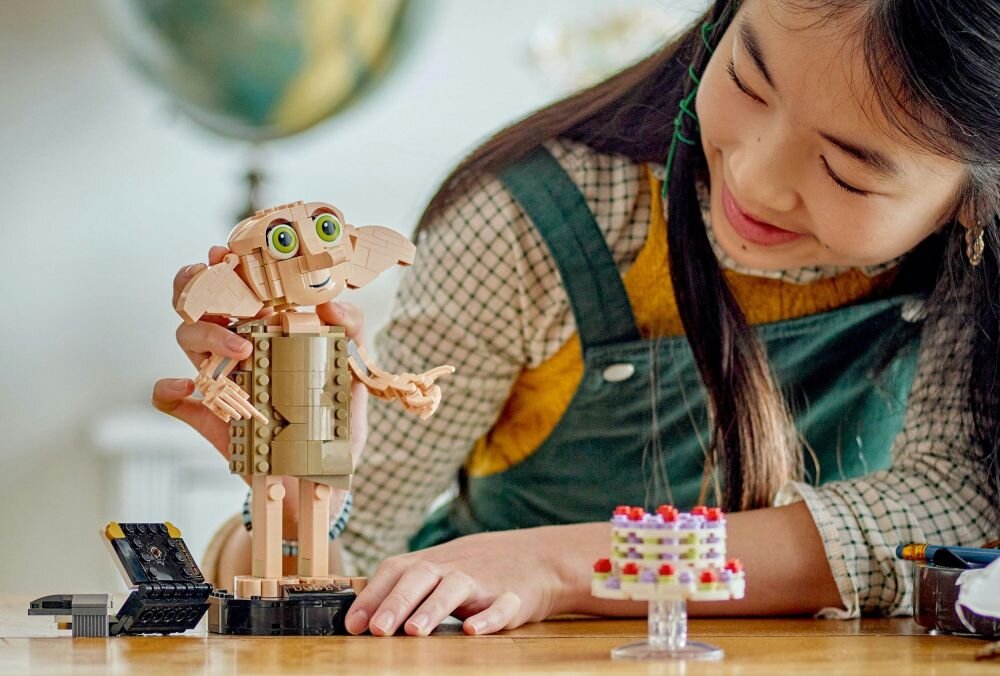 LEGO Harry Potter Skrzat domowy Zgredek 76421 klocki elementy zabawa łączenie figurki akcesoria figurka zestaw