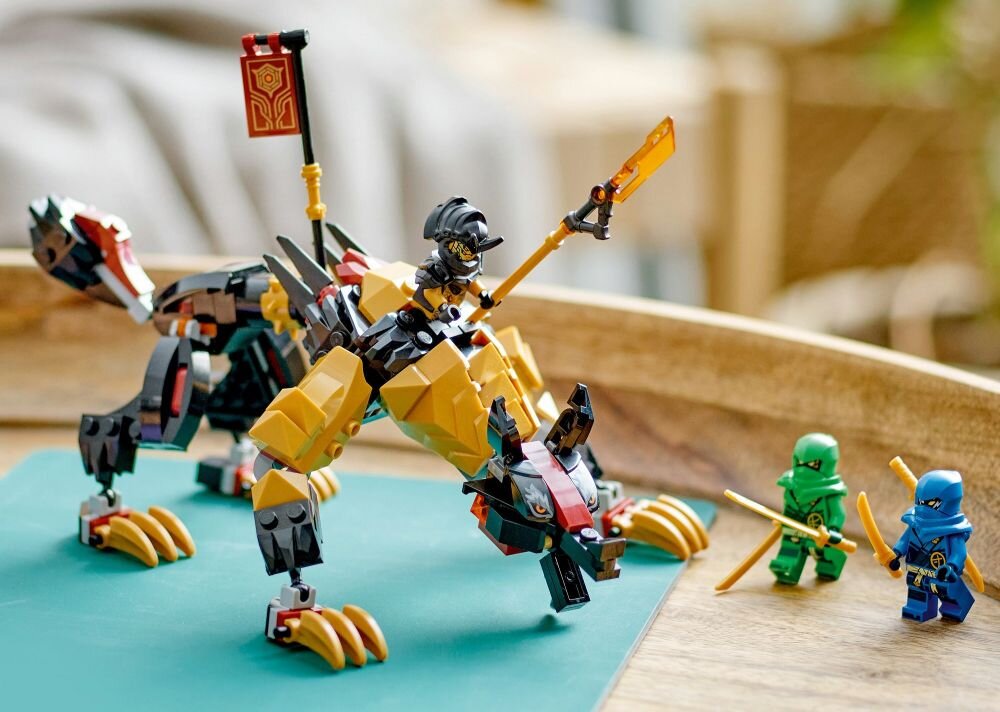 LEGO Ninjago Ogar Łowców Smoków 71790    klocki elementy zabawa łączenie figurki akcesoria figurka zestaw