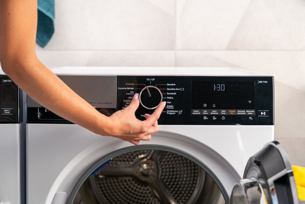 Suszarka GRUNDIG GT76924WBPB odświeżanie super fresh