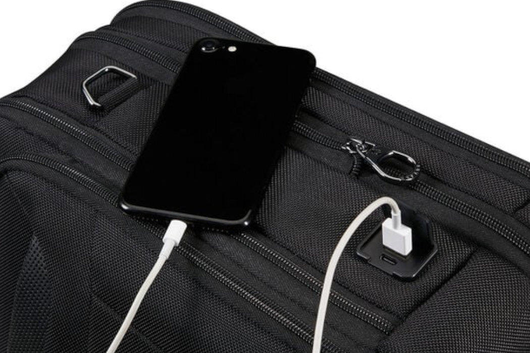 torba na laptopa SAMSONITE PRO DLX 6 kieszenie laptop kompartment USB wodoodporny wytrzymały trwały