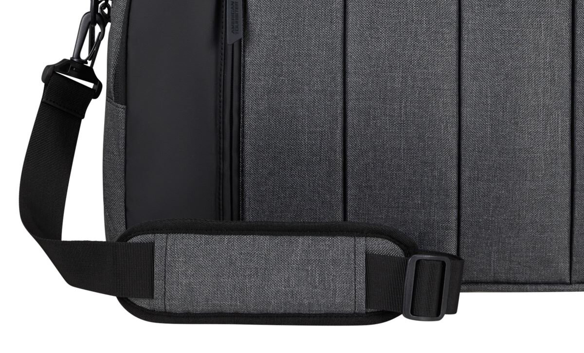 ZDJĘCIE TORBY DO LAPTOPA AMERICAN TOURISTER 15.6 STREETHERO