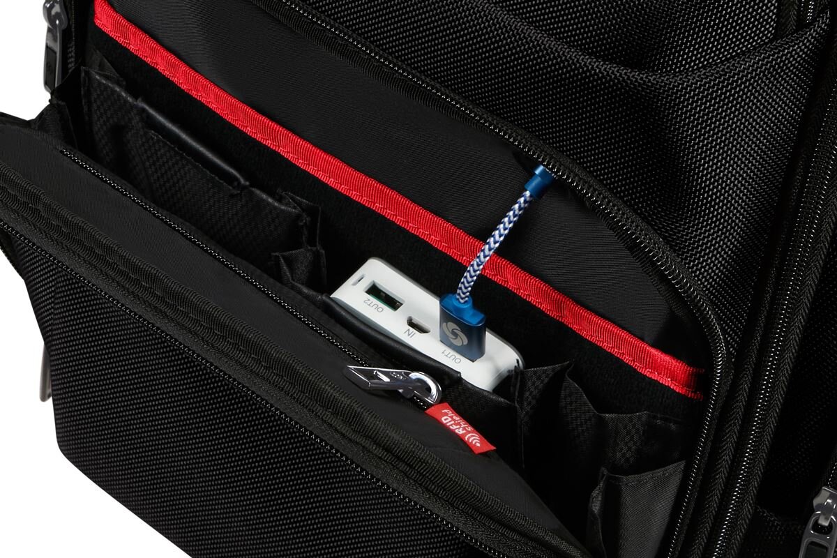 ZDJĘCIA PLECAKA DO LAPTOPA SAMS. 15.6 PRO-DLX 6