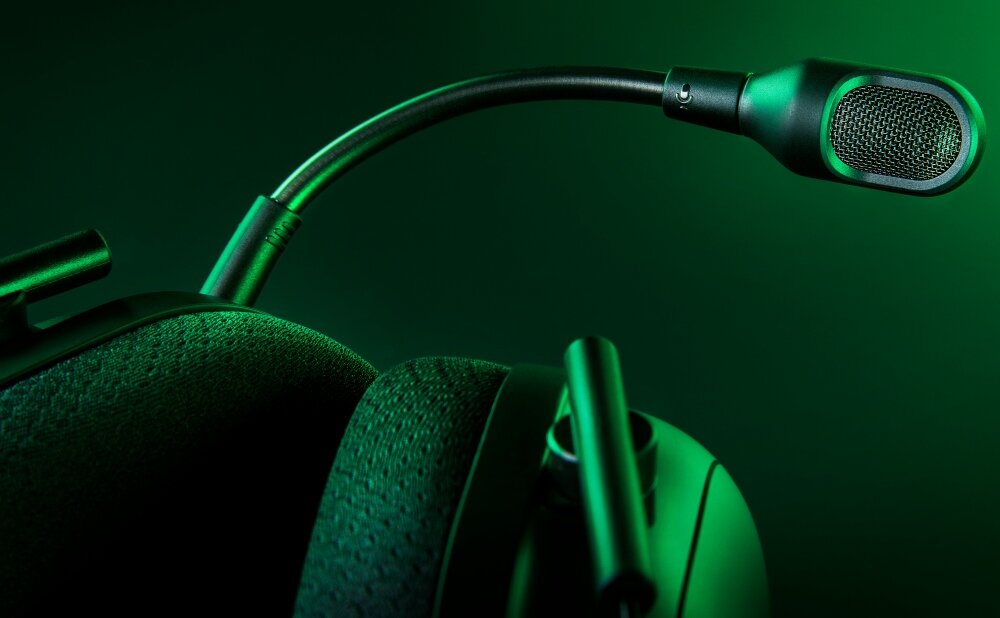 Słuchawki RAZER BlackShark V2 Pro design komfort lekkość dźwięk jakość wrażenia słuchowe ergonomia lekkość sport aktywność podróże czas pracy działanie akumulator