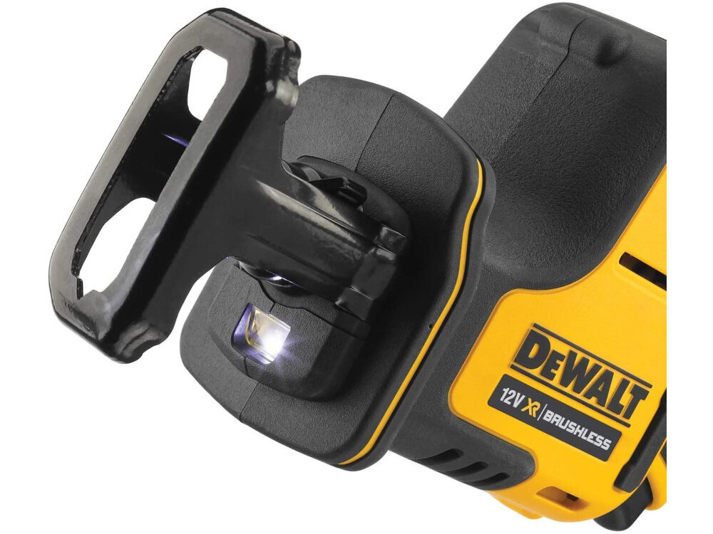 Piła szablasta DEWALT DCS312N-XJ funkcjonalny uchwyt doskonała ergonomia i komfort pracy włącznik spustowy regulacja obrotów oświetlenie LED do pracy w drewnie i stali maksymalna głębokość cięcia w drewnie do 90 mm w stali do 40 mm