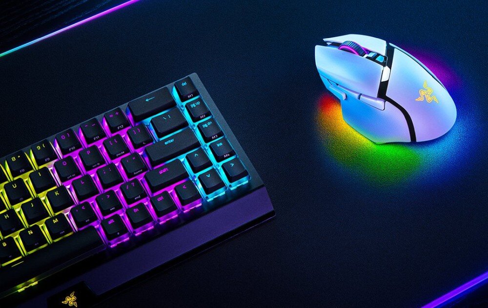 Mysz RAZER Basilisk V3 Pro Mysz lekkość przewodowa bezprzewodowa podświetlenie działanie konstrukcja przyciski konfiguralne sensor optyczny połączenie rozgrywka komfort