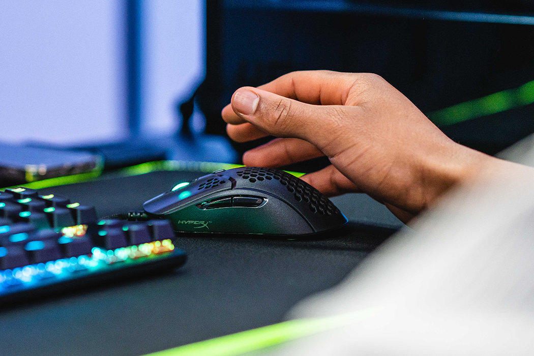 Mysz HYPERX Pulsefire Haste platformy szybkość precyzja czujnik personalizacja rolki