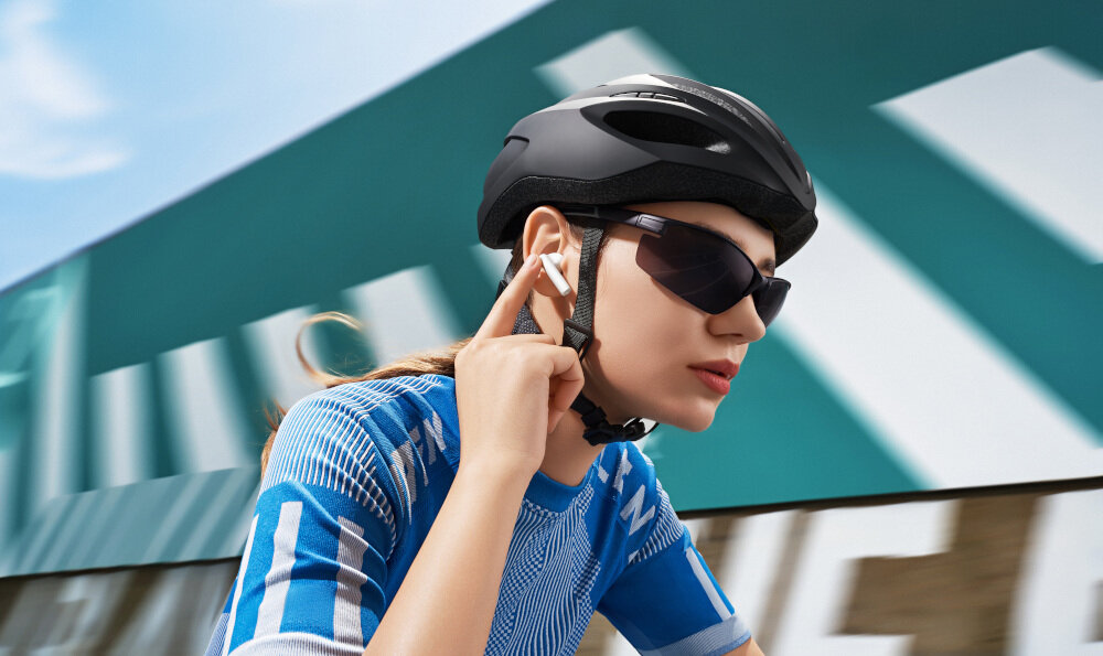 Słuchawki dokanałowe OPPO Enco Buds 2 Biały zywtoność jakość dźwięk redukcja szumów waga kompaktowa niskie opóźnienia transmisja sterowanie dotykowe zestaw firma