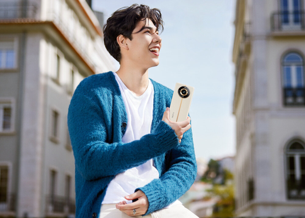 Smartfon REALME 10 ekran bateria aparat procesor ram pamięć pojemność rozdzielczość zdjęcia filmy opis dane cechy blokady system łączność wifi bluetooth obudowa szkło odporność porty muzyka transfer sieć przekątna matryca waga czujniki