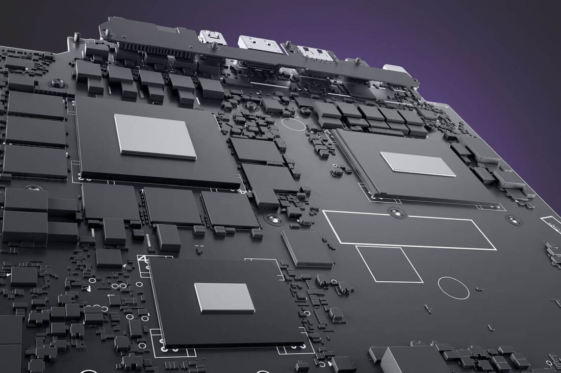 Laptop DELL Alienware m16 R1 - SSD 