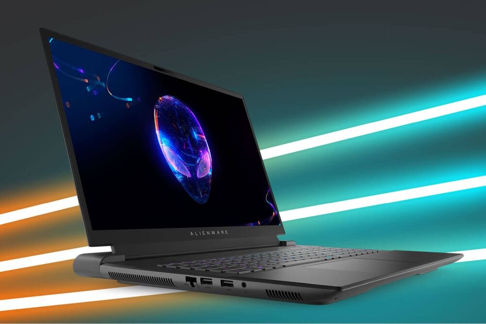 Laptop DELL Alienware M18 R1 18R1 - SSD