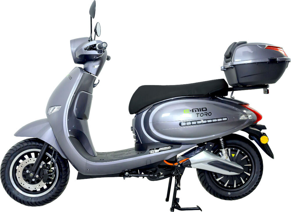 Skuter elektryczny E-MIO Toro+ Srebrny bateria litowo-jonowa pojemność 40 Ah 300 ogniw do 60 km na jednym ładowaniu