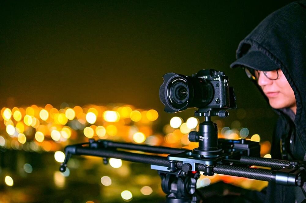 Obiektyw VILTROX AF 13mm f-1.4 Nikon Z ogniskowa przysłona ostrość pierścienie optyka soczewki powłoki montaż bagnet światło jasność zoom filtry waga