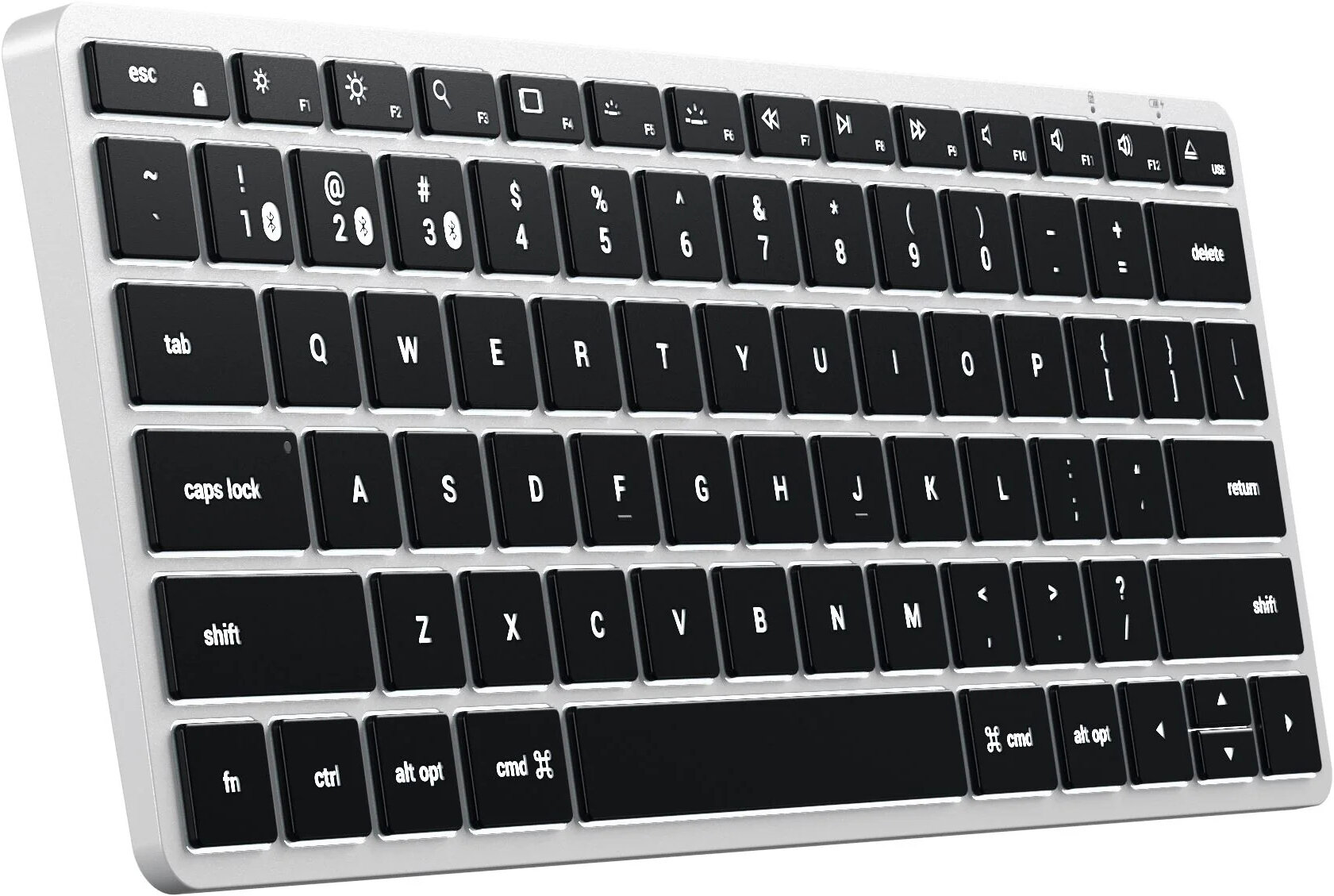 SATECHI Slim X1 Wbudowany akumulator portu USB-C trybie przewodowym - klawiatura w pionie na białym tle