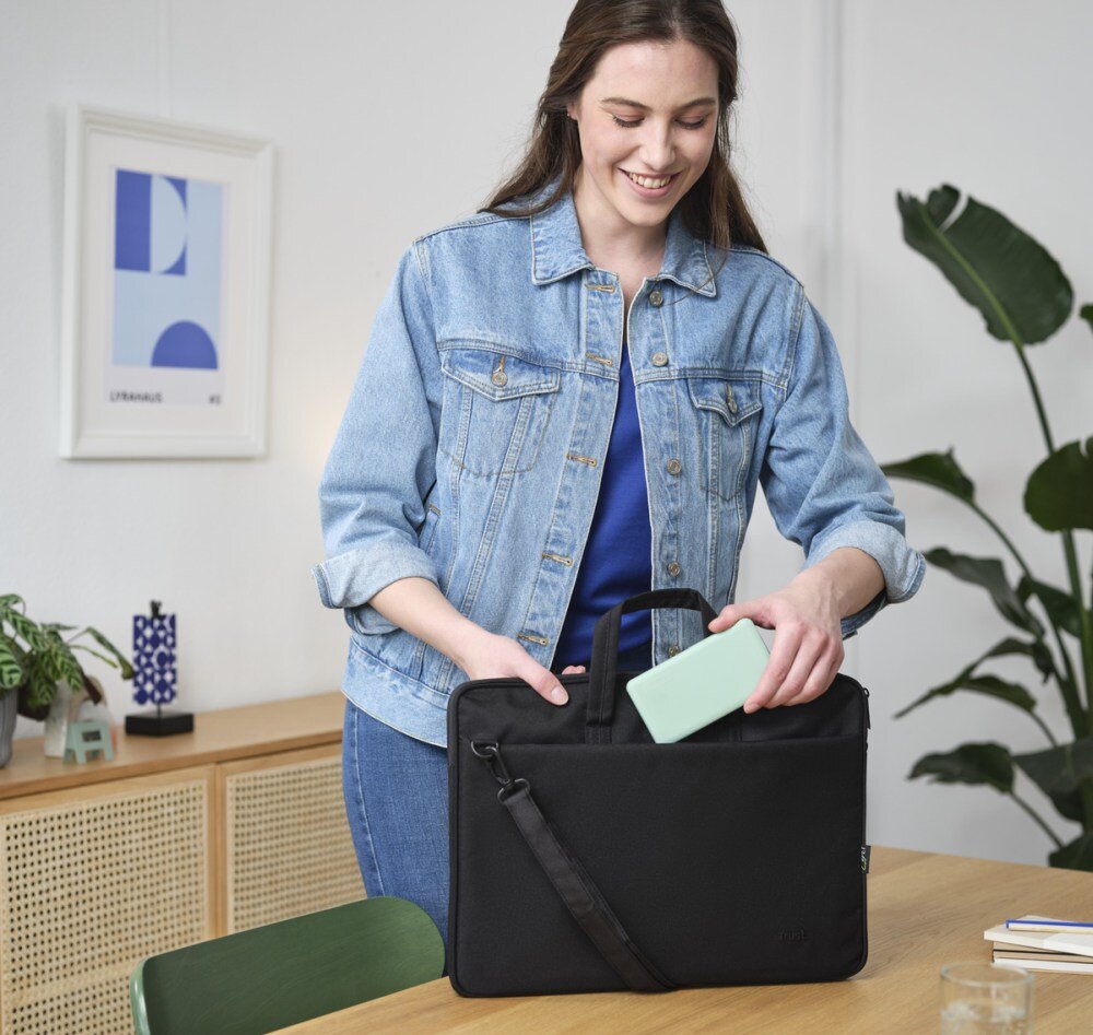 Powerbank TRUST Primo Eco 20000 mAh moc pojemność podróż trasa droga szybkie ładowanie opakowanie