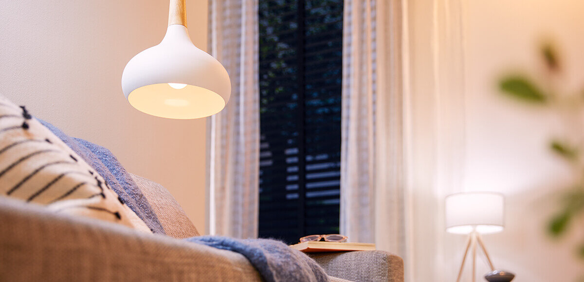 Inteligentna żarówka LED PHILIPS A67 922-65 Przyciemniaj rozjaśniaj zimnego ciepłe dostosować oświetlenie