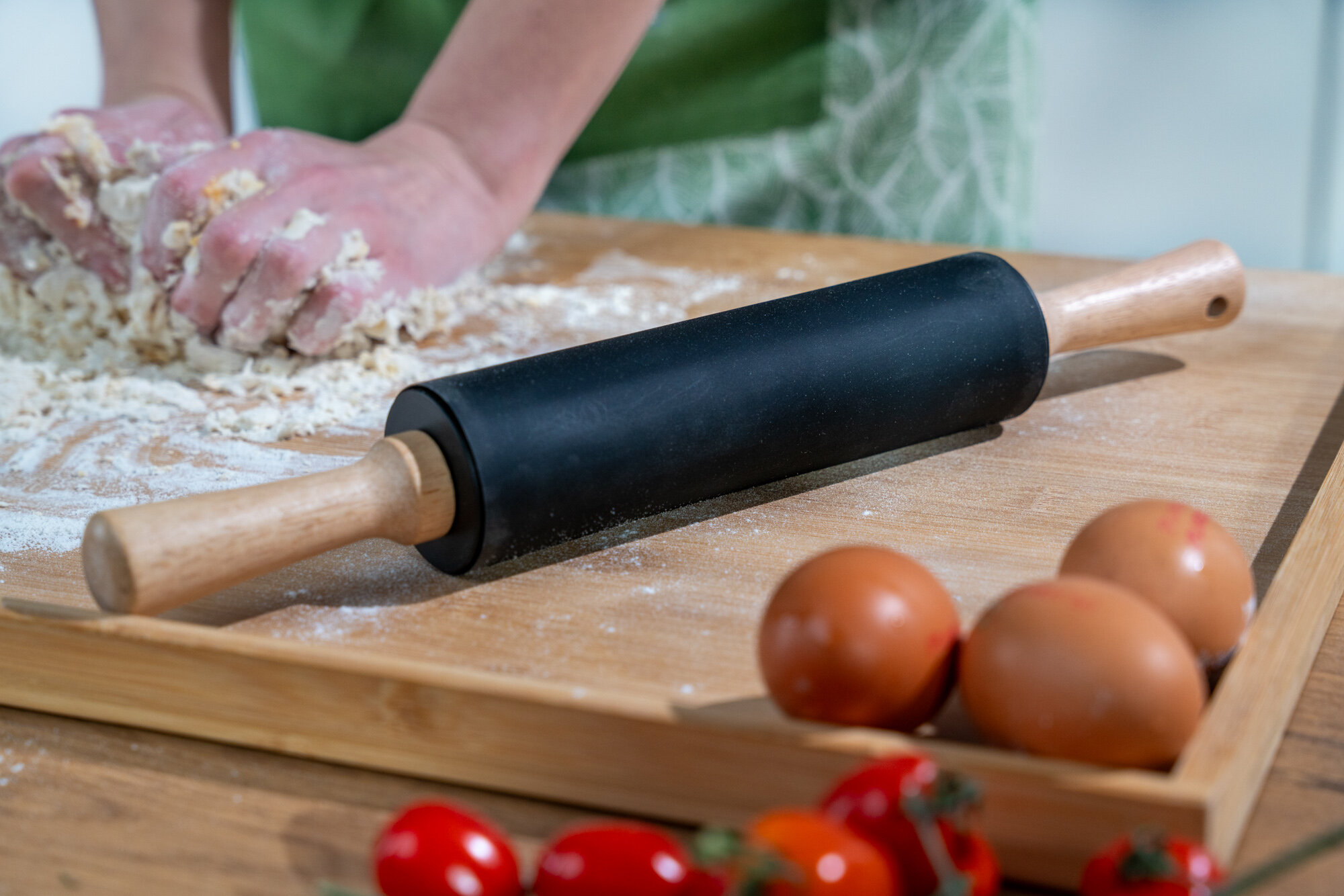 Wałek do ciasta GÖTZE&JENSEN KA128 na desce