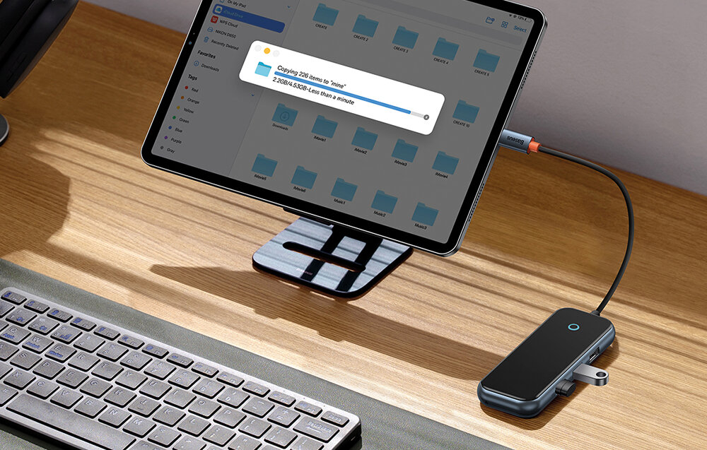 Stacja dokująca BASEUS AcmeJoy wygoda urządzenia transmisja danych stabilne połączenie internet każda sytuacja poręczna konstrukcja wytrzymałość funkcja plug play