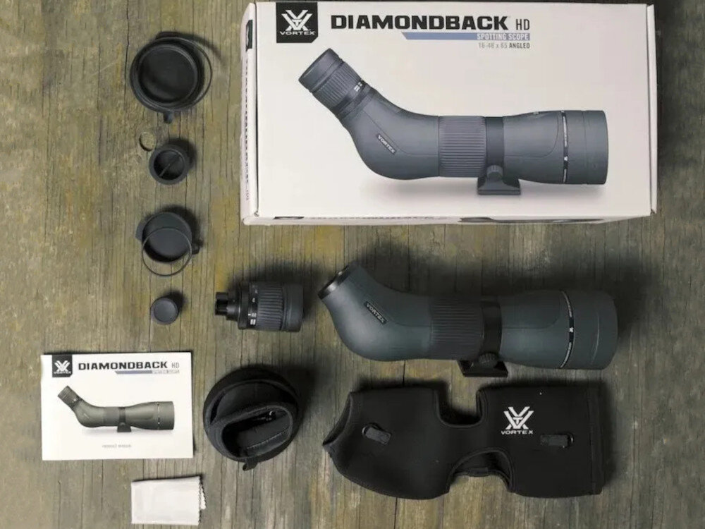 Luneta VORTEX Diamondback HD 16-48x65 zawartość opakowanie akcesoria