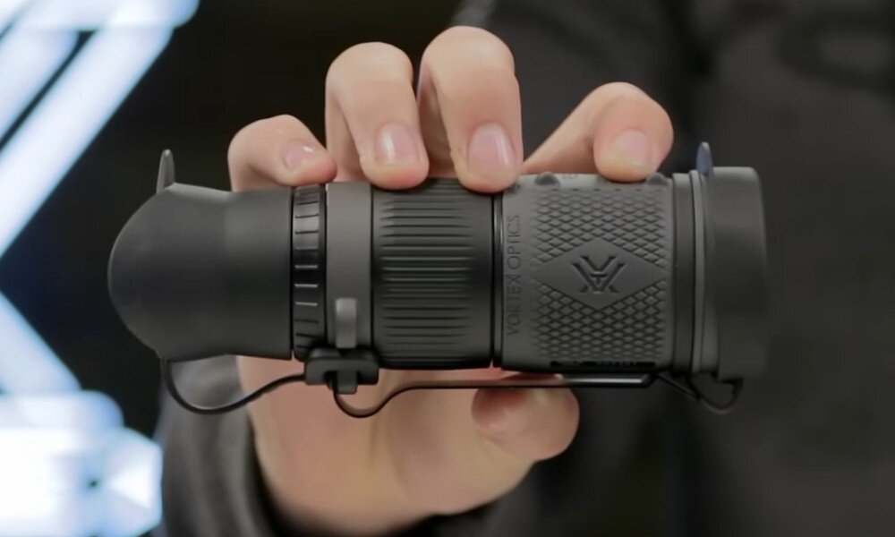 Monokular VORTEX Recce Pro HD 8x32 obudowa szczelność wypełnienie