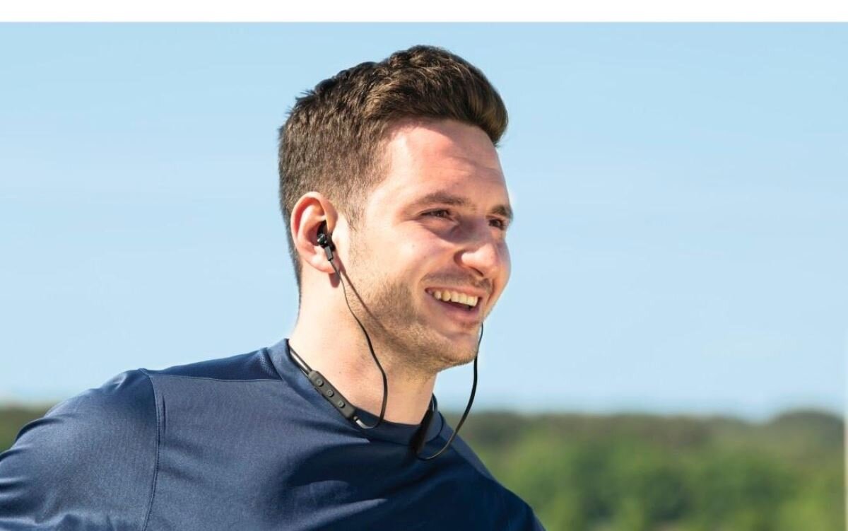 zdjęcie słuchawek Hama Freedom Run z mikrofonem