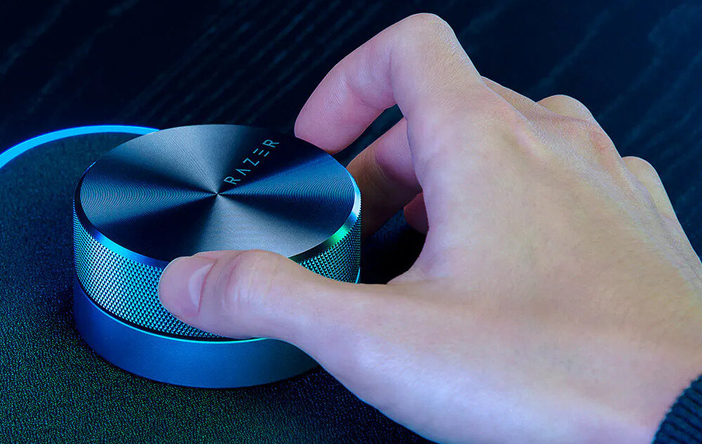 Głośniki RAZER Nommo V2 Pro efekty podświetlenie dźwięk brzmienie moc głośniki bezprzewodowe audio thx spatial audio chroma rgb użytkowanie warunki