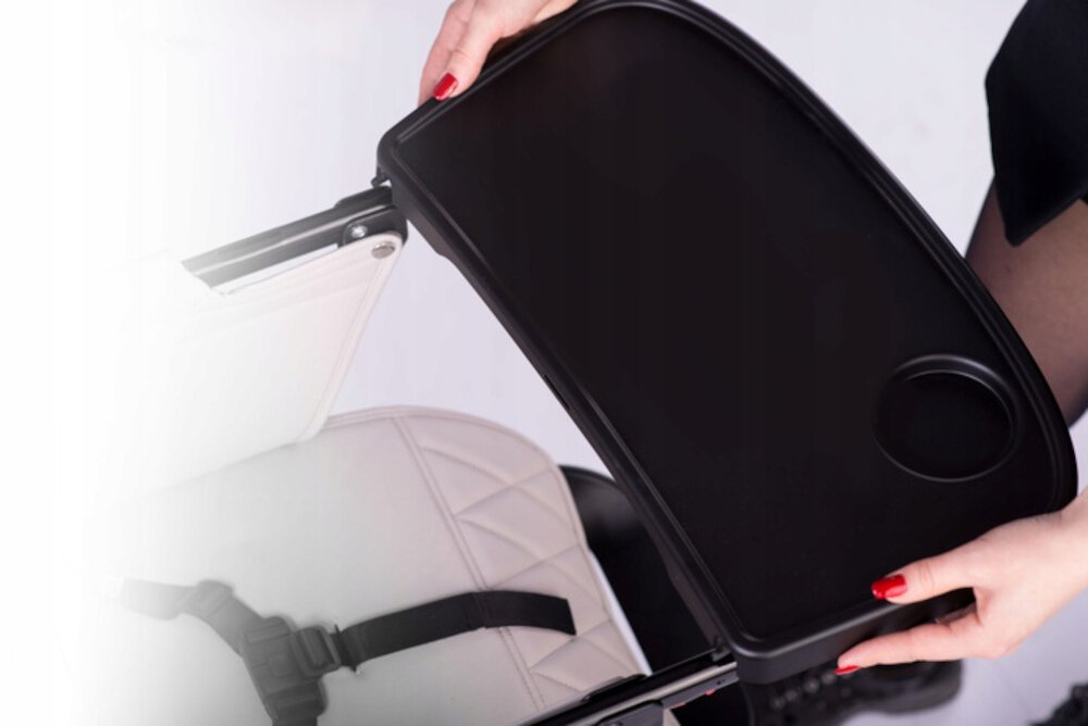 Krzeselko do karmienia RICOKIDS Nuco Jasno Szary bezpieczenstwo kolka z blokada 5-punktowe pasy bezpieczenstwa