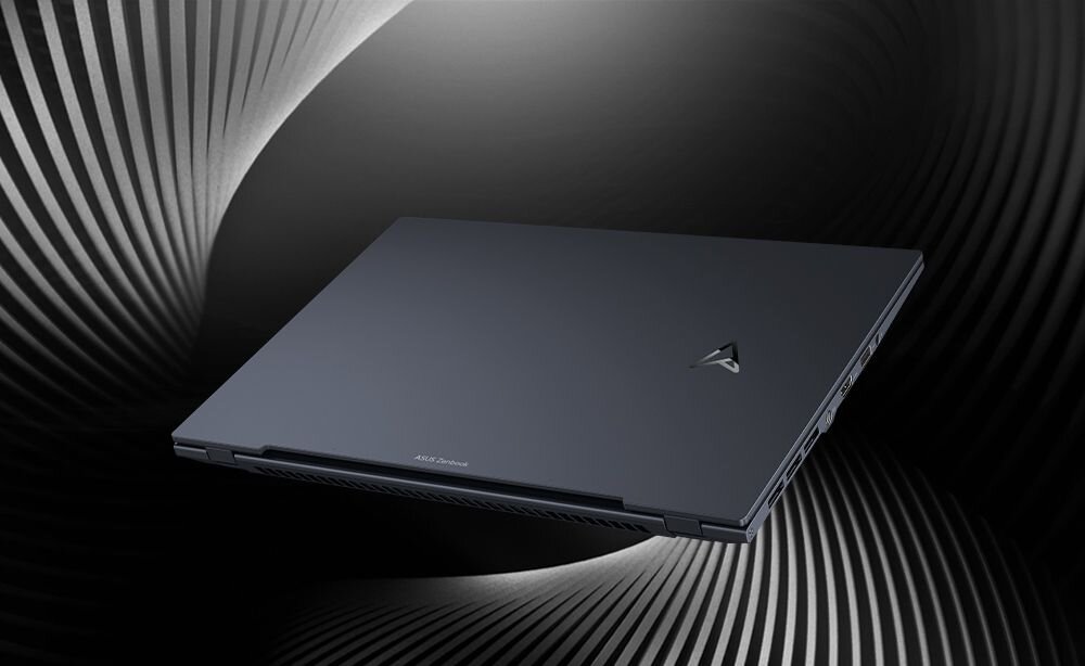 Laptop ASUS Zenbook 15 - Harman Kardon 