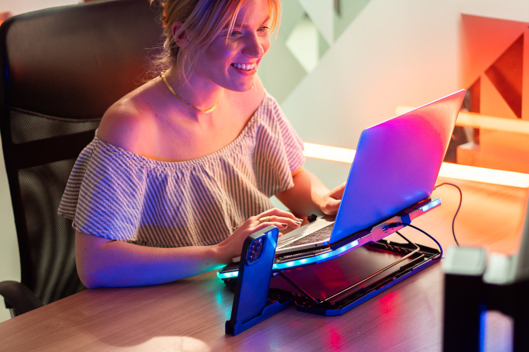 Podstawka chłodząca BLOW Vortex RGB chłód pomoc nachylenie ergonomia podświetlenie