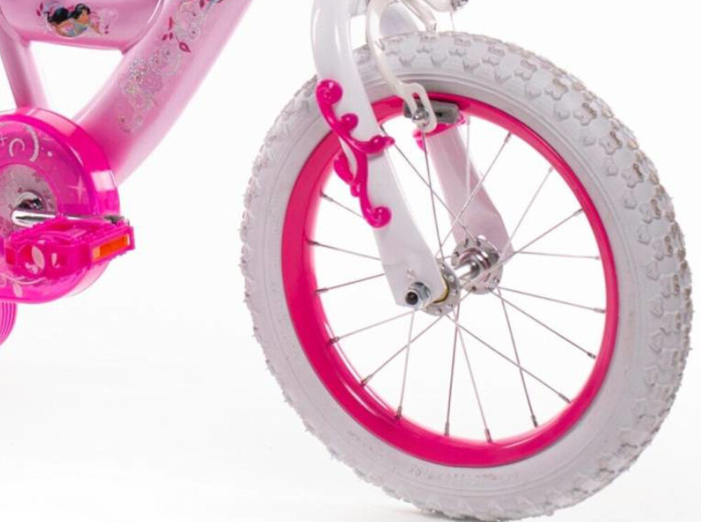 Rower dziecięcy HUFFY Disney Princess 14 cali Różowy Wzrost: 95-110 cm Wiek: 4-6 lat zbliżenie na przednie koło zdjęcie na białym tle koła pompowane w rozmiarze 14 cali mocne obręcze z wysokiej jakości tworzywa sztucznego dobra przyczepność aluminiowe obręcze zachowanie regularnego kształtu kół stabilne trzymanie opony bezpieczna jazda błotniki elegancki osłaniają odzież wygląd regularne sprawdzanie ciśnienia powietrza wartość na bocznej części opony