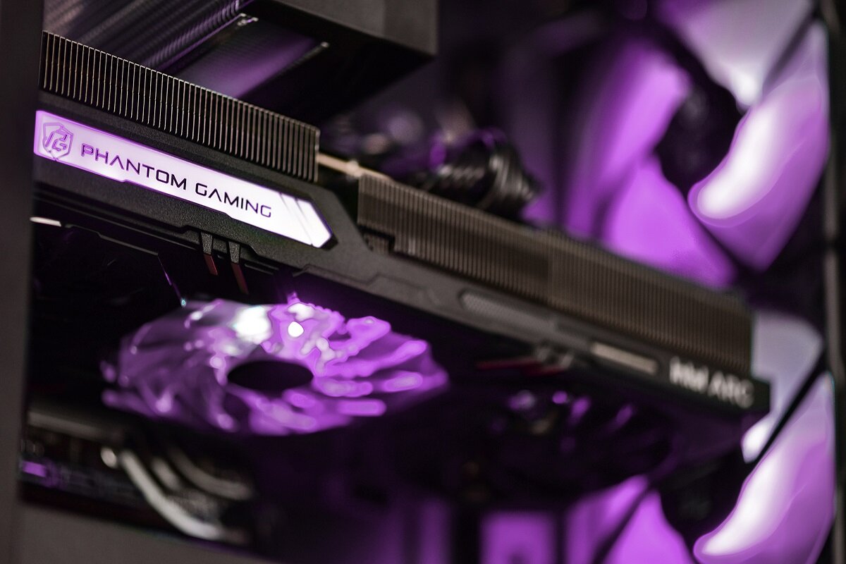 Komputer ACTINA ENDORFY i5-13400F 16GB RAM 1TB SSD Arc A750 Windows 11 Home podświetlenie styl wygląd