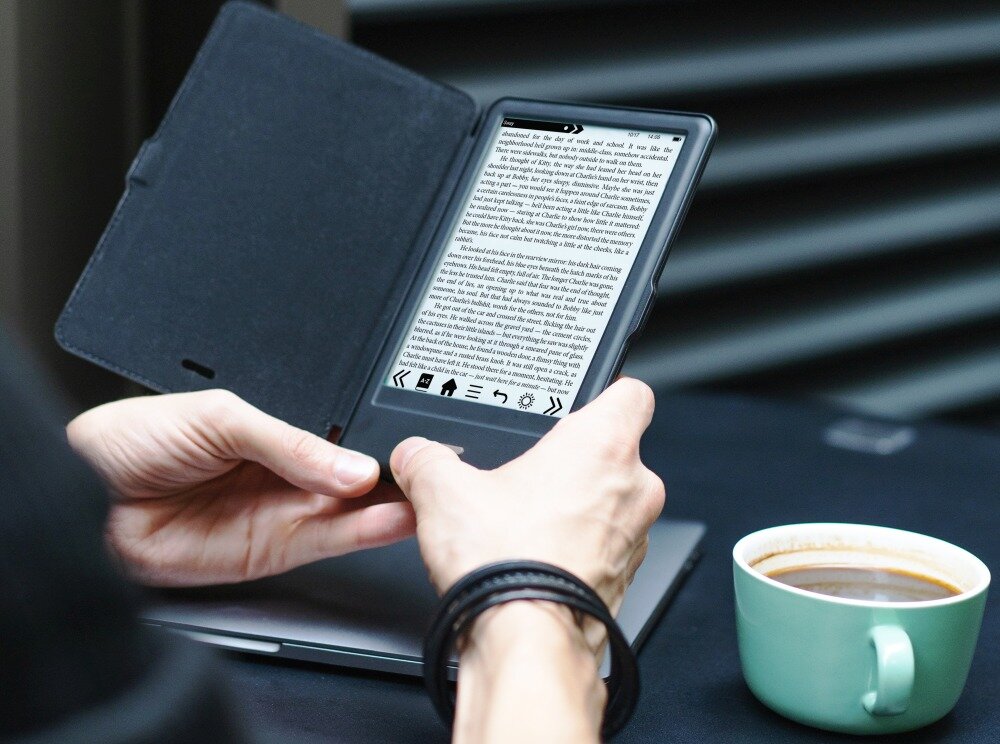 Czytnik E-Booków BEMI Cognita X ksiązki czytnik bemi powłoka antyrefleks lekkość poręczność światło niebeiskie rozdzielczość publikacje obsługa
