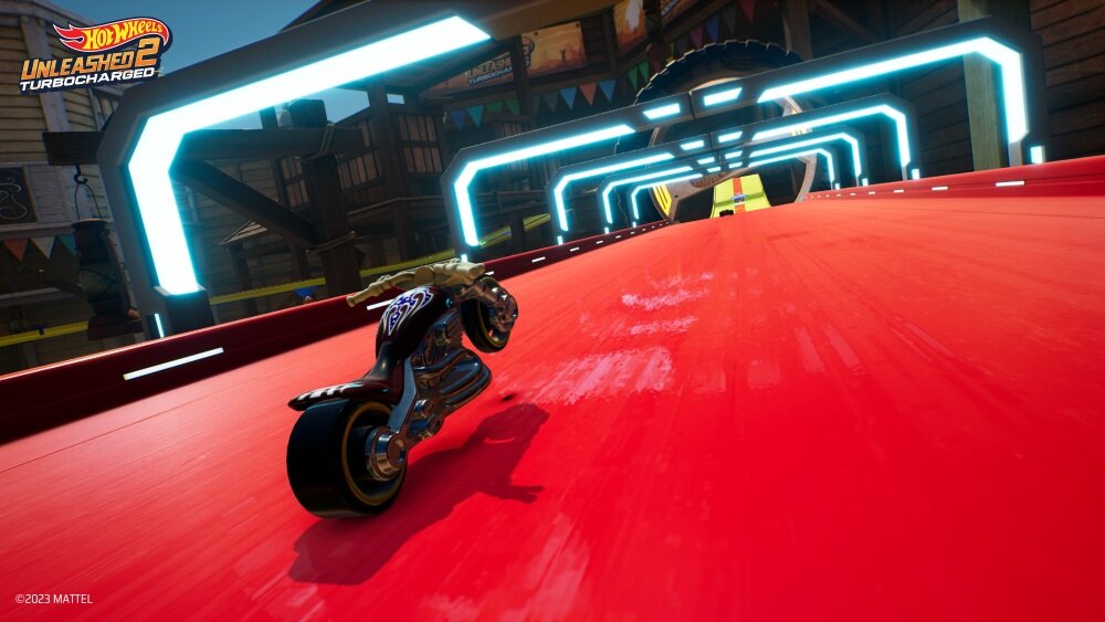 HOT WHEELS UNLEASHED 2 kółka zabawa nowe miejsca nowe tereny przeciwnicy zwycięstwo