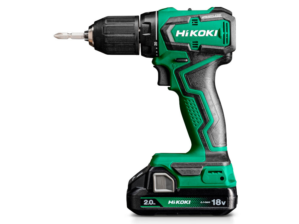 Wiertarko-wkrętarka HIKOKI DS18DD WRZ urządzenie na białym tle widoczne z boku wszechstronne narzedzie dla majsterkowiczow niewielka konstrukcja ergonomiczna roznorodne zastosowania