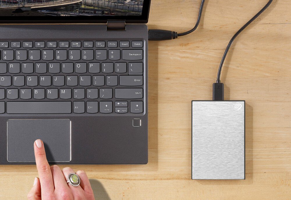 Dysk SEAGATE One Touch 1TB HDD Srebrny pojemność prędkość interfejs