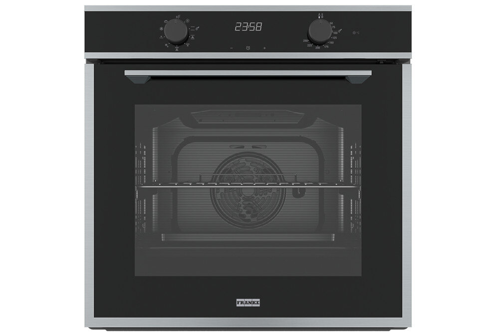 Piekarnik FRANKE Maris FMA 86 H XS Zdjęcie przedstawia piekarnik Franke z czarnym frontem, dużym przeszklonym oknem i srebrnym wykończeniem. Na górze znajdują się dwa pokrętła oraz wyświetlacz LED pokazujący aktualne ustawienia kuchnia serce domu inteligentne urządzenia gotowanie