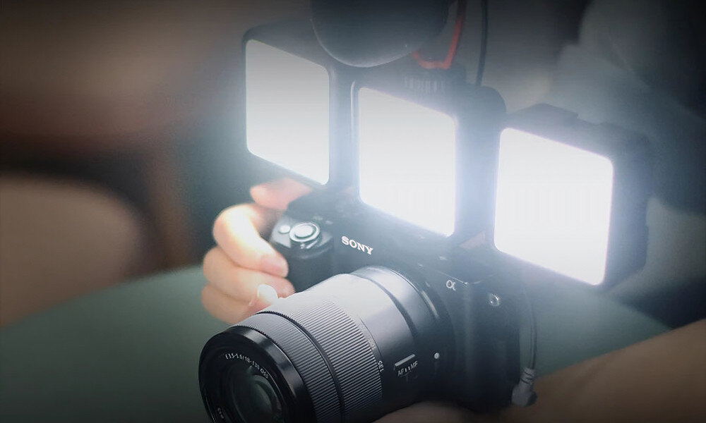 Lampa LED MOZOS HSC-RGB bateria pojemność ładowanie port czas pracy