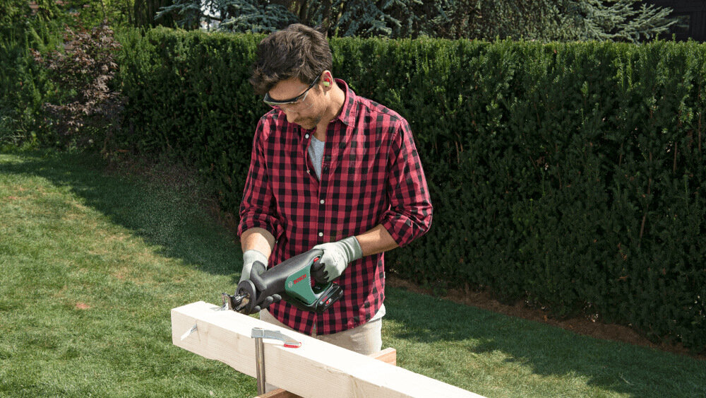 Piła szablasta BOSCH AdvancedRecip 18 06033B2402 + Zestaw startowy 18V 2.5 Ah wysoka precyzja wygoda niezwykła wydajność