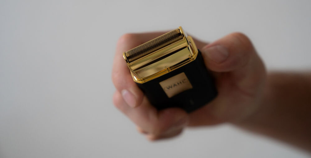 Wahl Travel Shaver kompaktowa konsytukcja wygodne golenie trudne miejsca