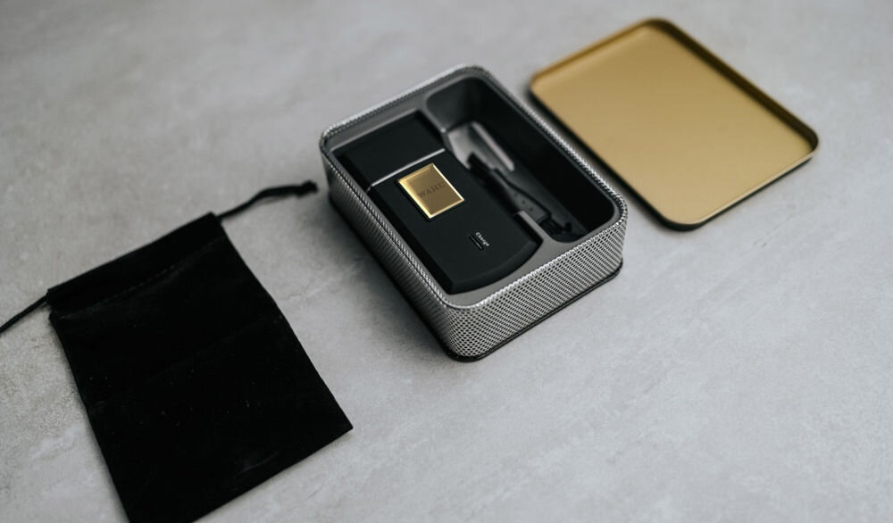 Wahl Travel Shaver elegancki wyglad etui zapasowy zestaw tnacy